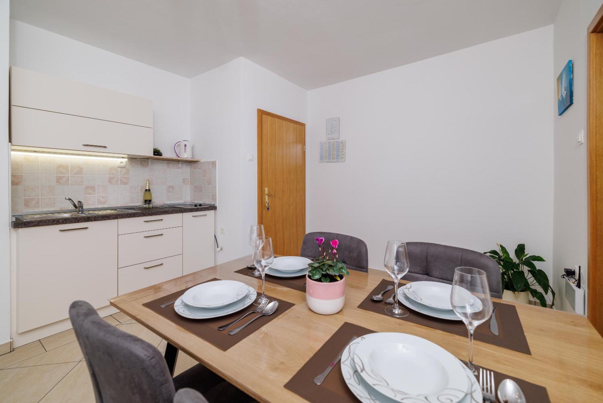 Apartments Maja Dramalj Zewnętrze zdjęcie